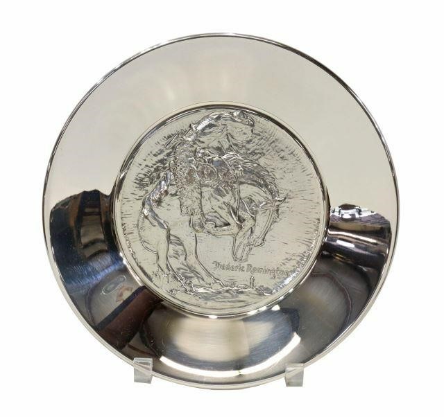 Appraisal: George Washington Mint limited edition sterling silver plate a depiction