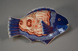 Appraisal: Imari Fish Form Platter Imari fish form platter wide th