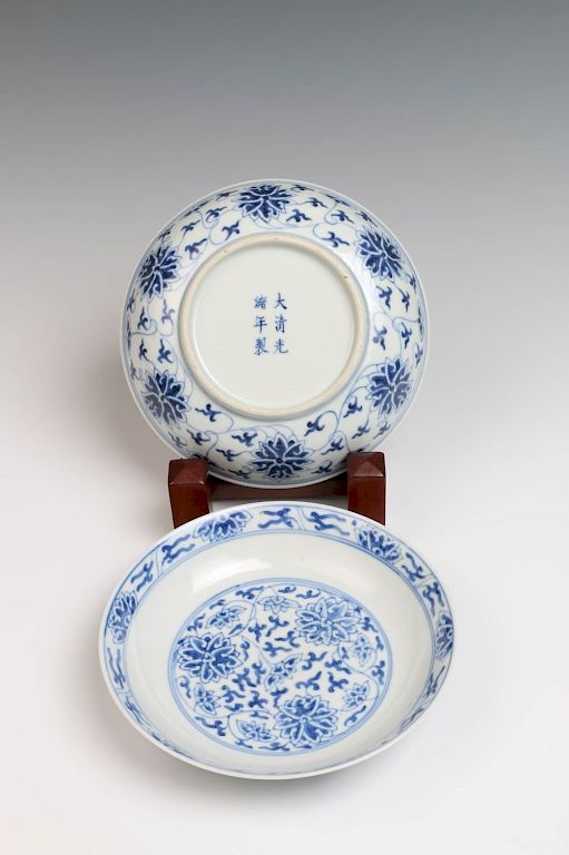 Appraisal: PAIR OF BLUE AND WHITE LOTUS DISHES GUANGXU MARK P