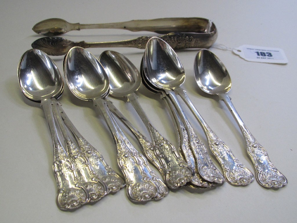 Appraisal: Set of twelve Victorian silver teaspoons with tongs loose Glasgow