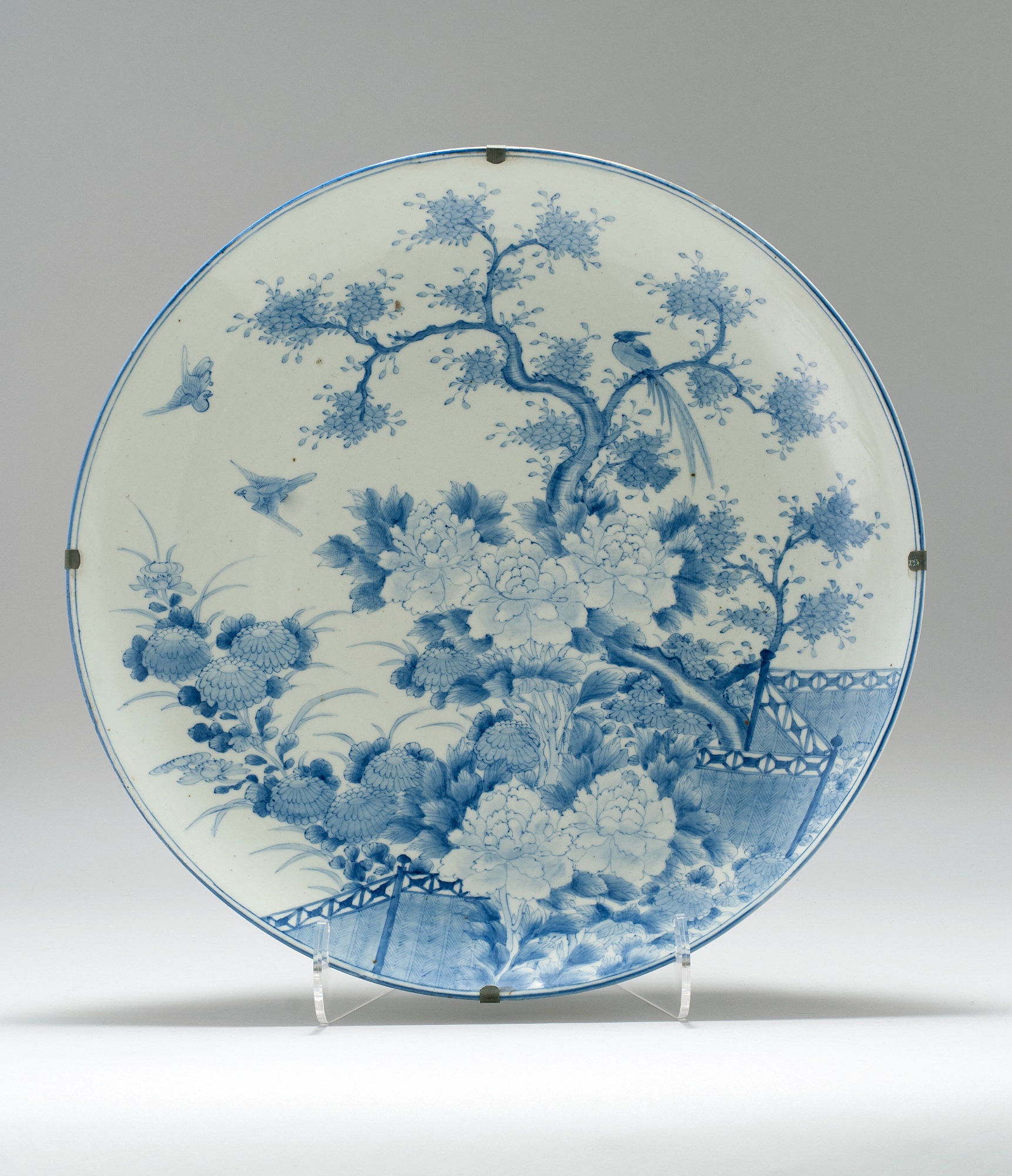 Appraisal: LARGE BLUE AND WHITE PORCELAIN CHARGER Meiji PeriodIn circular form