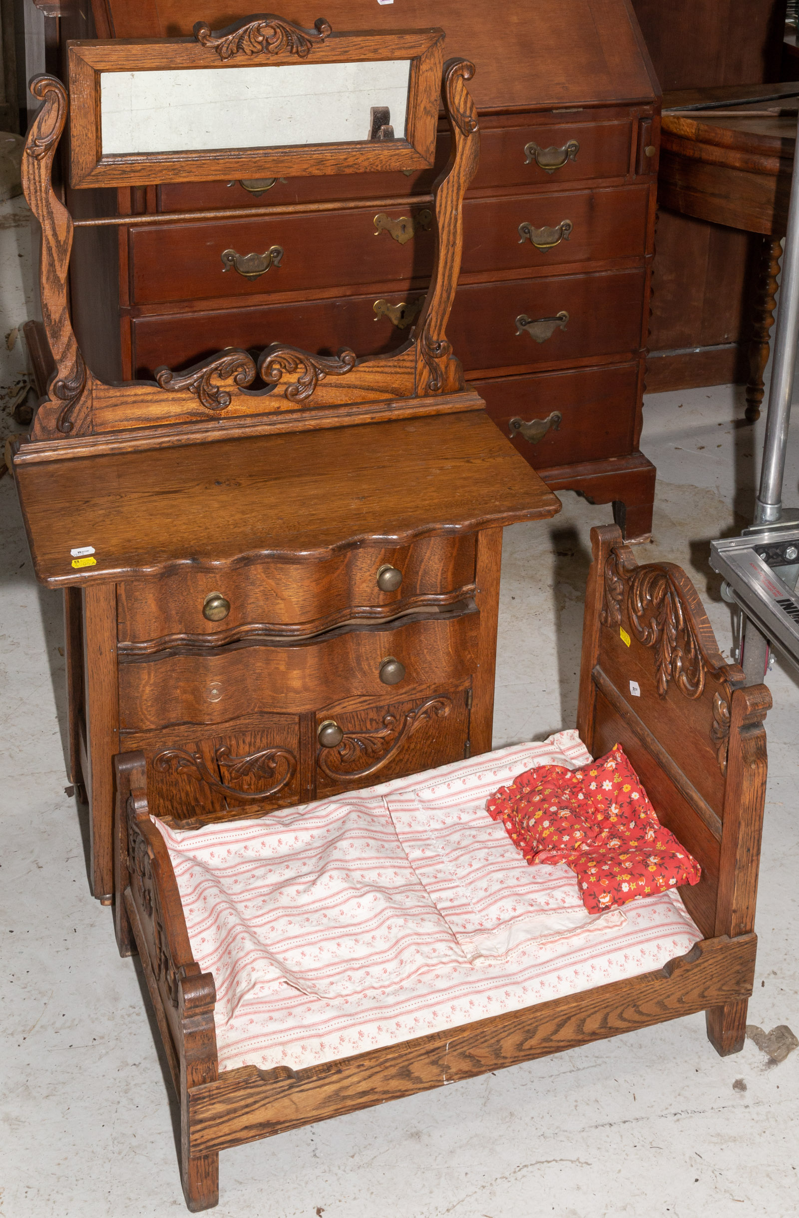 Appraisal: COTTAGE STYLE OAK CHILD'S WASH STAND DOLL'S BED Early th