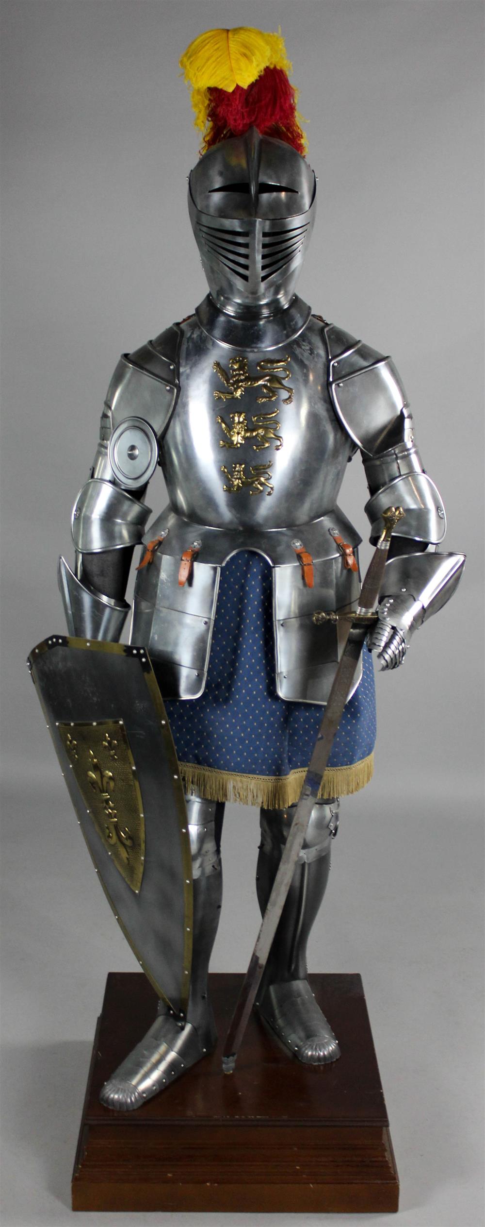 Appraisal: LIFESIZE REPLICA OF A KNIGHT WITH MODERN SUIT OF ARMOR