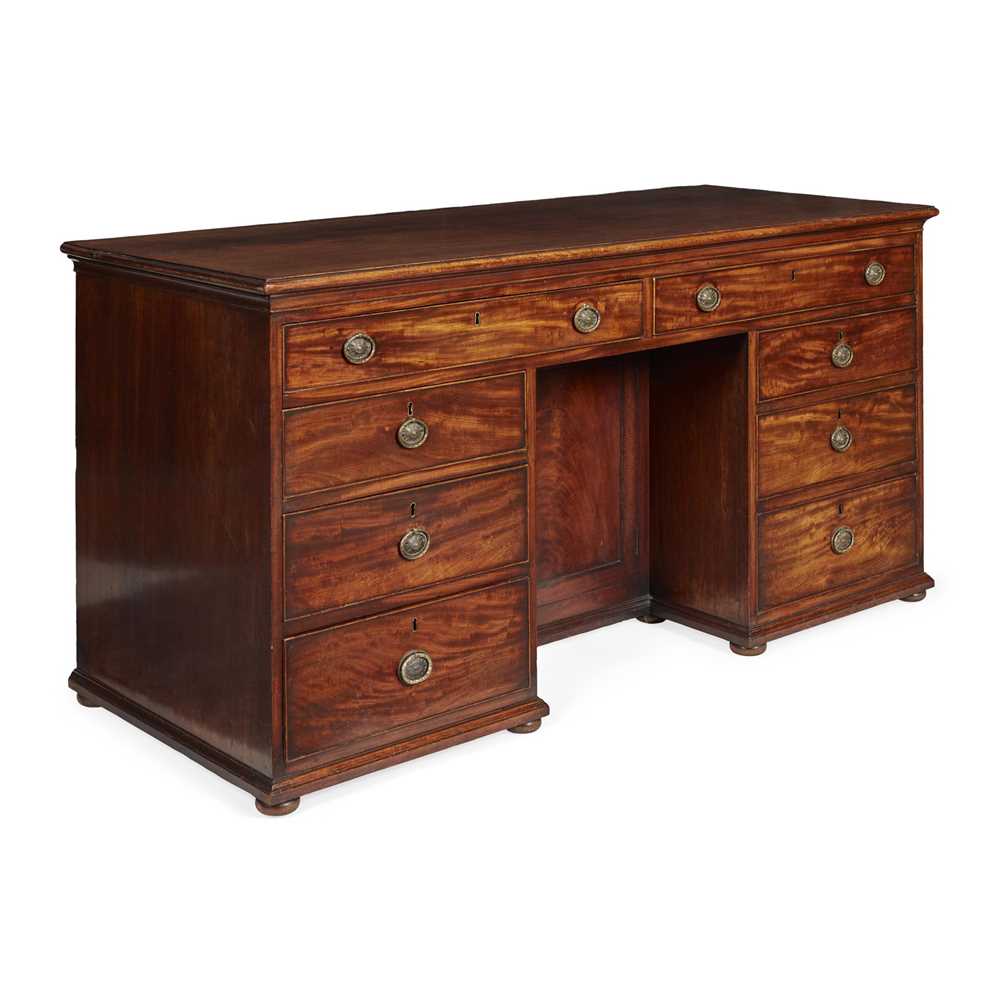 Appraisal: GEORGE III LARGE MAHOGANY KNEEHOLE DESK TH CENTURY the top