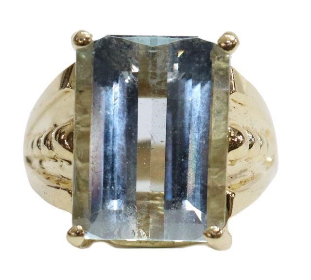 Appraisal: Estate kt yellow gold and approx ct aquamarine ring gold