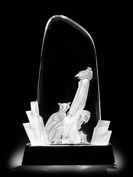 Appraisal: A Steuben glass sculpture Daniel designed by Lloyd Atkins engraving