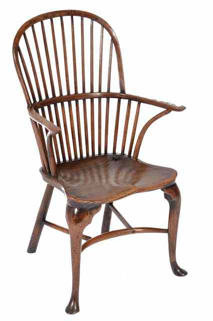 Appraisal: A TH CENTURY ASH AND ELM WINDSOR CHAIR the spindle