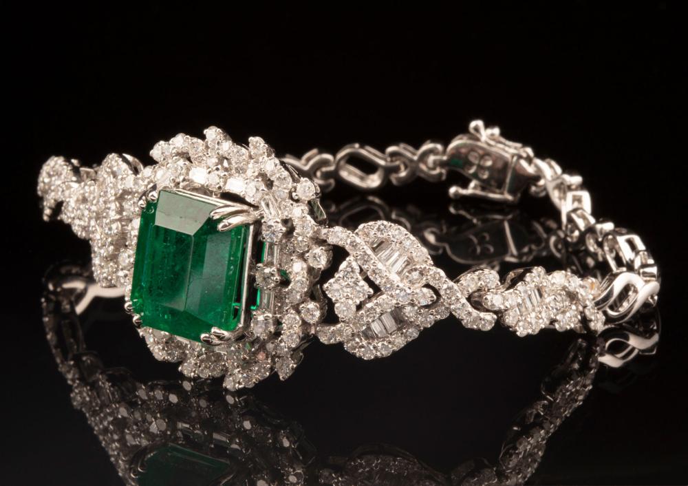 Appraisal: kt White Gold Emerald and Diamond Bracelet center prong-set octagonal