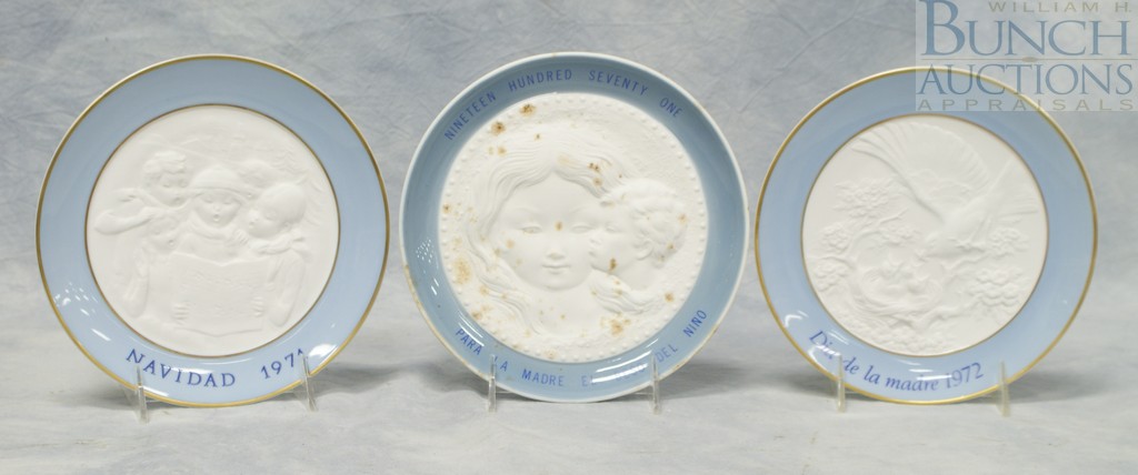 Appraisal: Lladro collector plates c o Christmas Mothers Day with staining