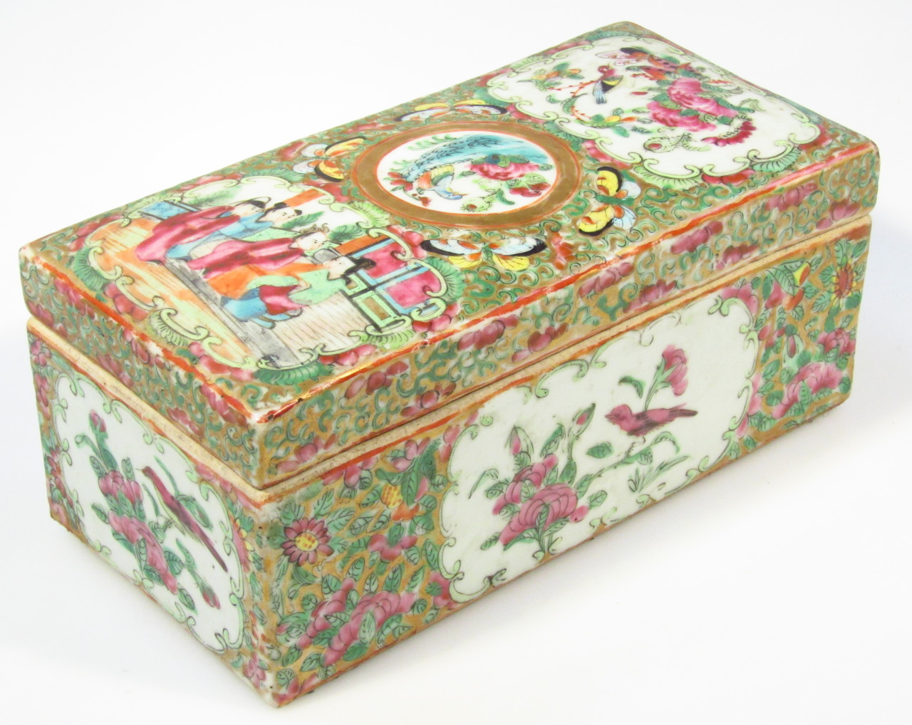 Appraisal: A thC Cantonese famille rose casket of rectangular outline the