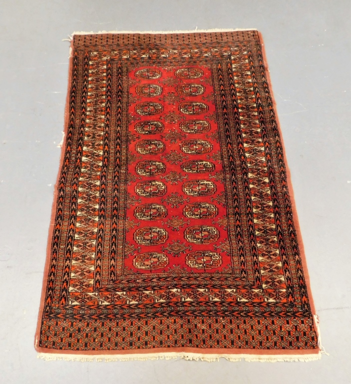 Appraisal: ORIENTAL RUST AND NAVY GEOMETRIC RUG Middle East th CenturyRepeating