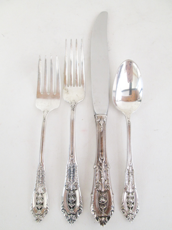 Appraisal: WALLACE ROSE POINT STERLING SILVER FLATWARE SET plus chest forty-seven