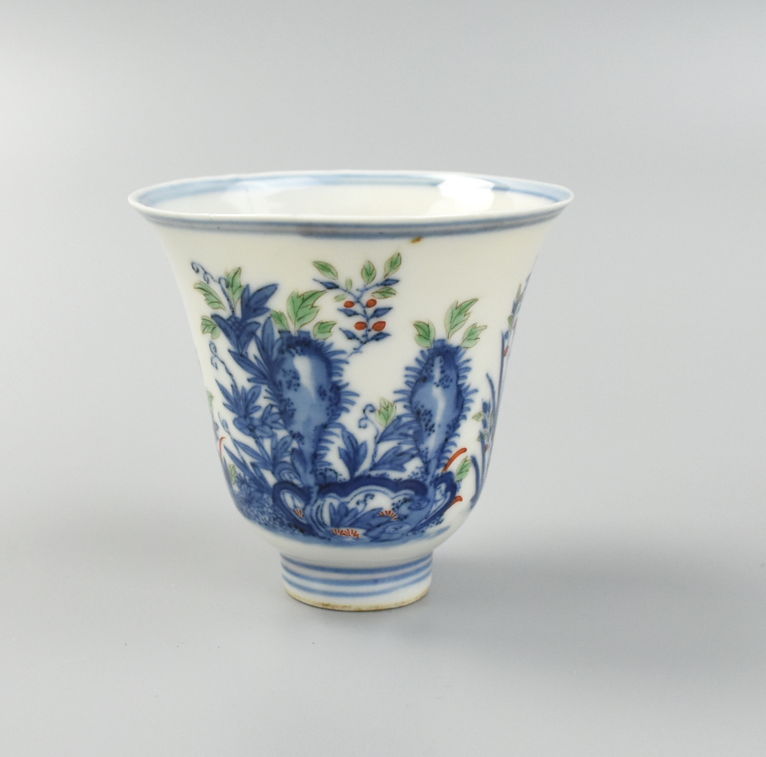 Appraisal: CHINESE DOUCAI FLOWER CUP KANGXI MARK Chinese Kangxi mark but