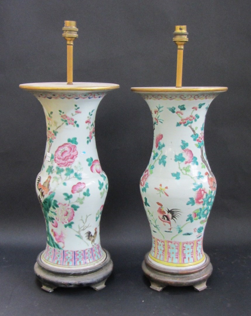 Appraisal: A near pair of Chinese famille-rose porcelain vases circa of