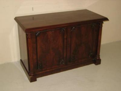 Appraisal: A MAHOGANY SIDE CABINET early th century the associated moulded