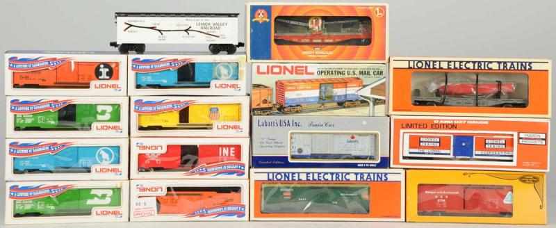 Appraisal: Lot of Lionel Rolling Stock Train Cars Contemporary Includes one