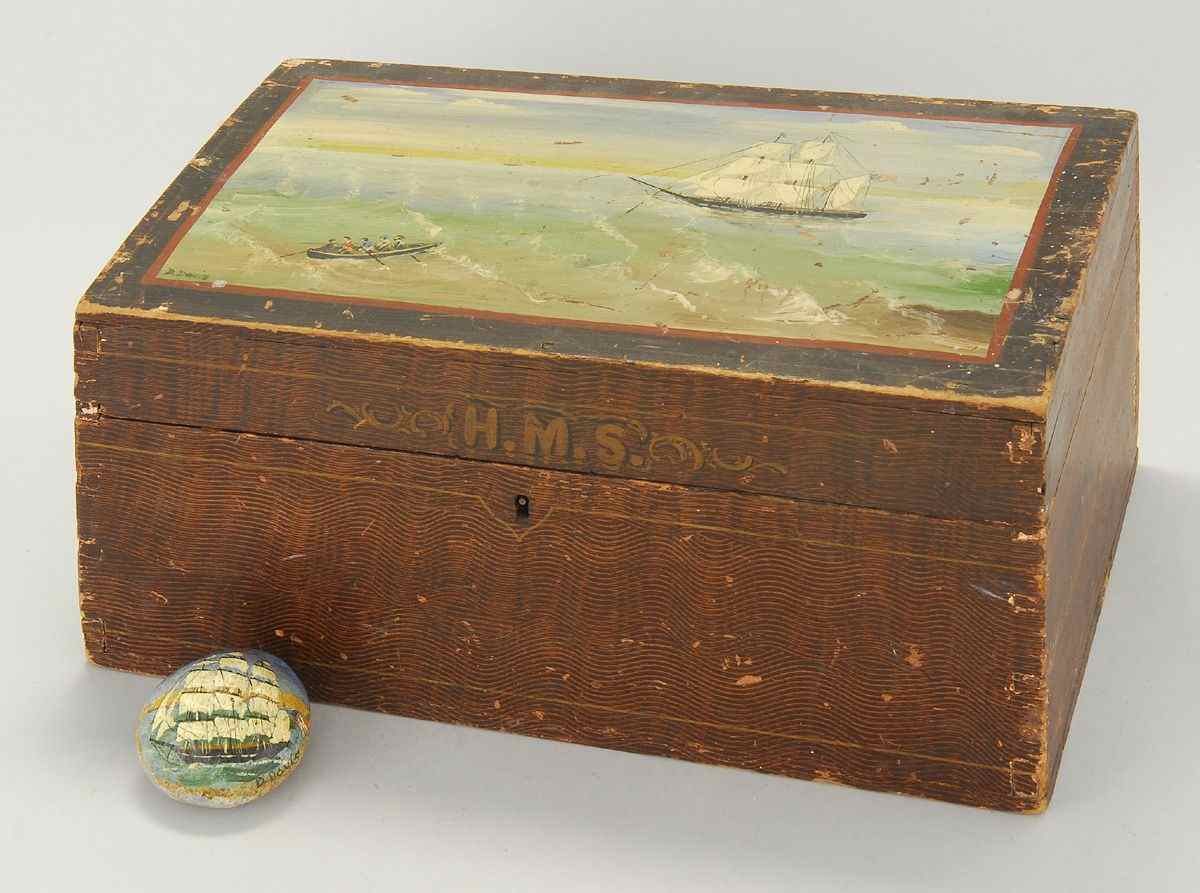 Appraisal: DOROTHY DAVIS AMERICAN - PAINT-DECORATED LIFT-TOP BOX th CenturyTop decorated