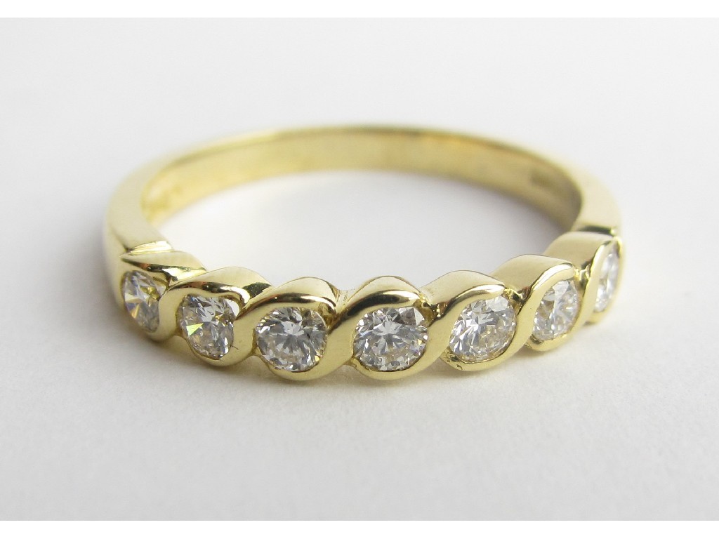 Appraisal: Eighteen carat gold diamond five stone ring with brilliant diamonds