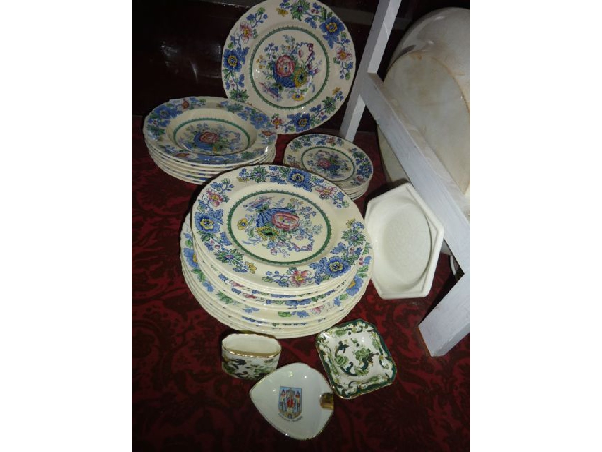 Appraisal: A collection of Mason Strathmore pattern dinner wares number C