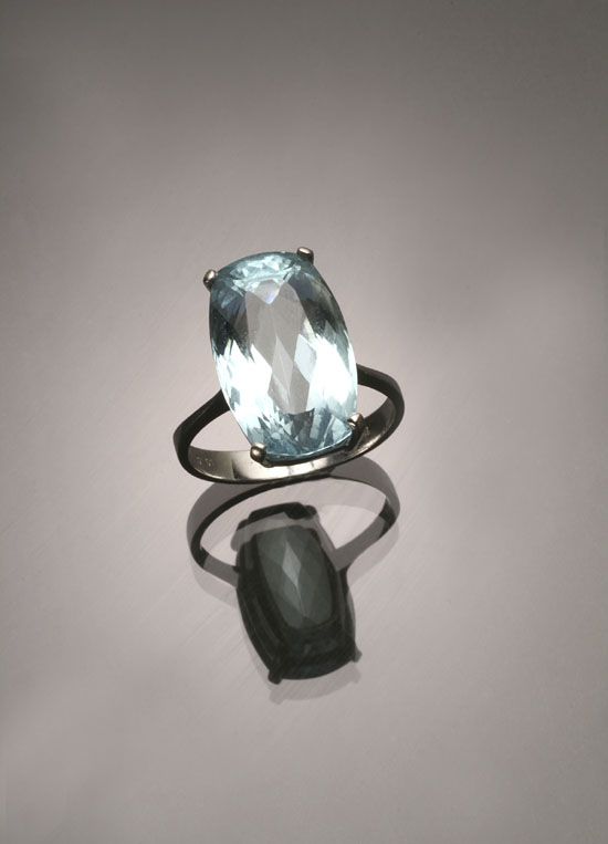 Appraisal: -Karat White-Gold and Aquamarine Dinner Ring Set with one rectangular