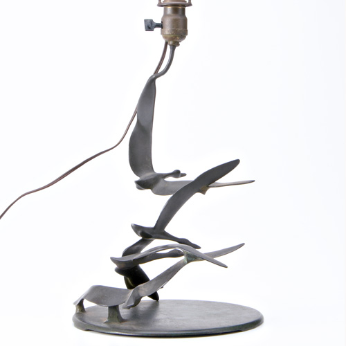 Appraisal: LIGHTING Bronze table lamp of four birds in flight under