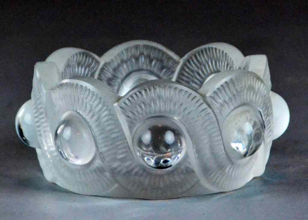 Appraisal: Lalique Art Glass Finger BowlScalloped crystal bowl with raised circular