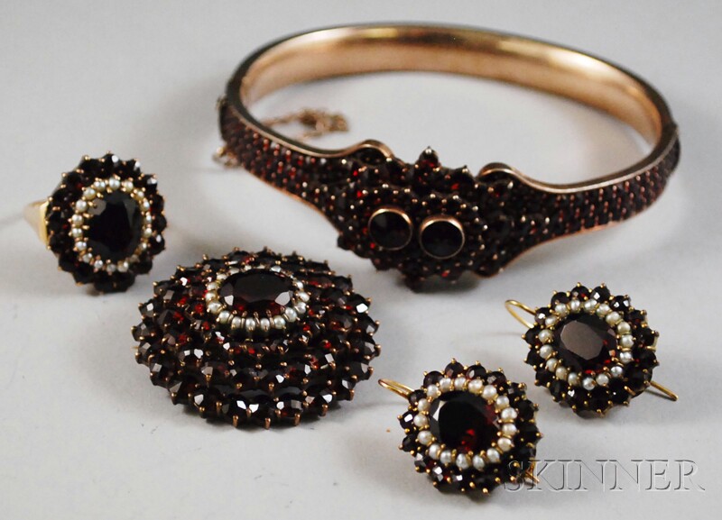 Appraisal: Small Group of Antique Garnet Jewelry a garnet and seed