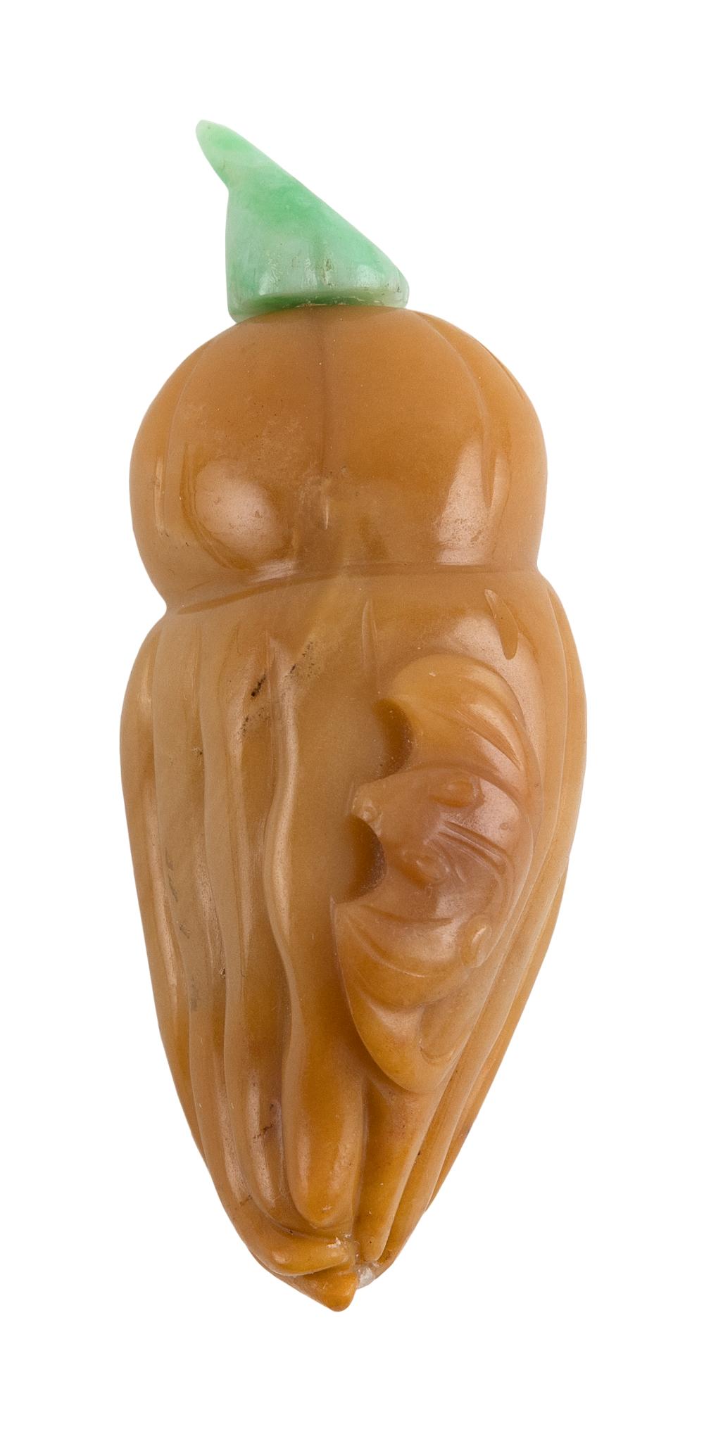 Appraisal: CHINESE CARVED HONEY AGATE SNUFF BOTTLE LATE TH CENTURY LENGTH