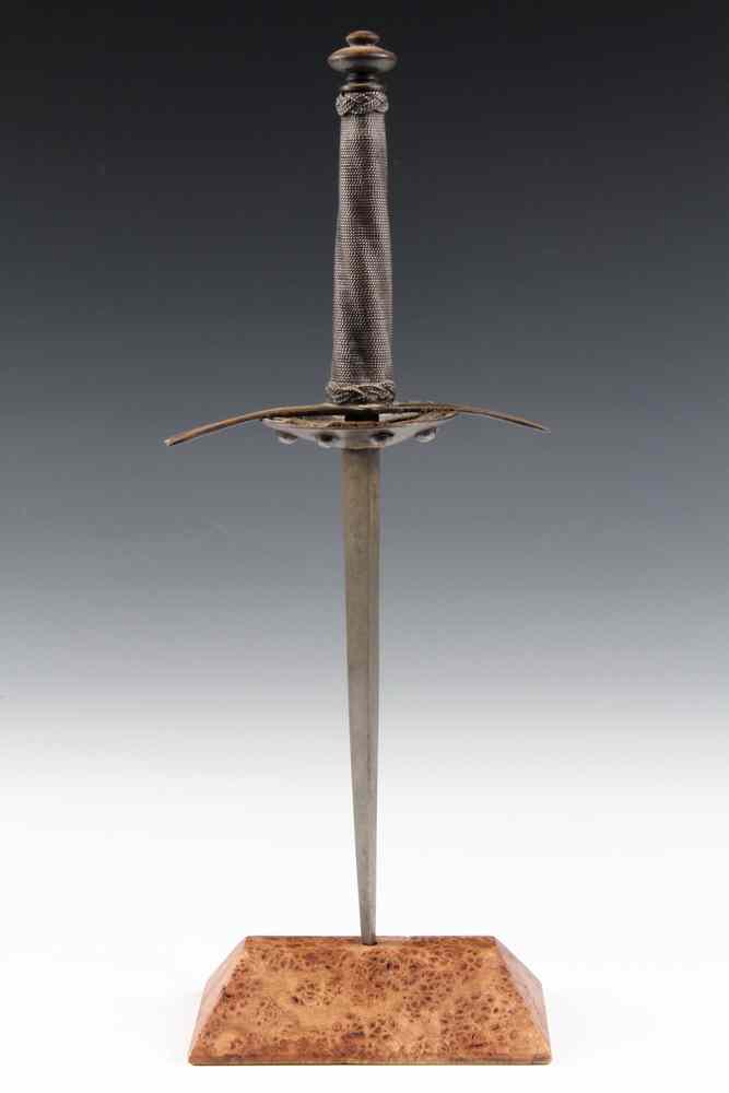 Appraisal: STILETTO- Italian th century with a three sided steel blade