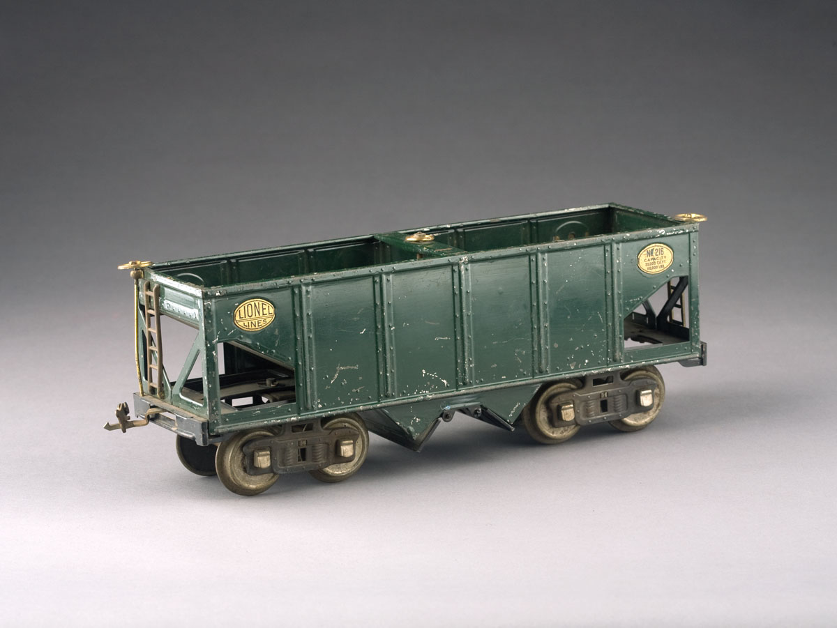 Appraisal: LIONEL HOPPER CAR