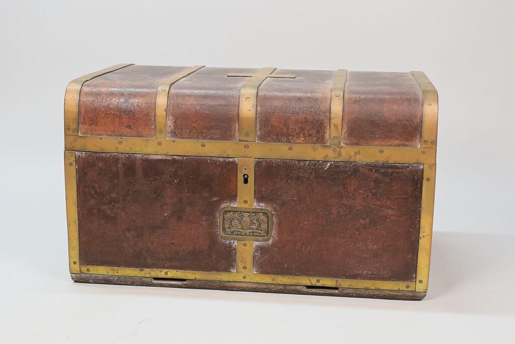 Appraisal: Thomas Handford English waterproof traveling trunk th century Leather lined