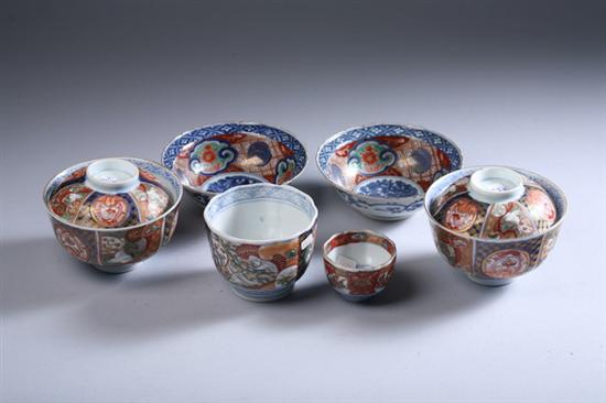 Appraisal: TWELVE JAPANESE IMARI PORCELAIN BOWLS COVERS AND SAKI BOWL Meiji