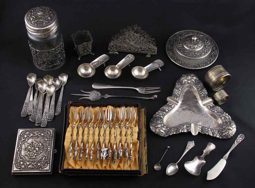 Appraisal: COLLECTION OF CONTINENTAL SILVER ITEMS To include Dutch repousse ashtray