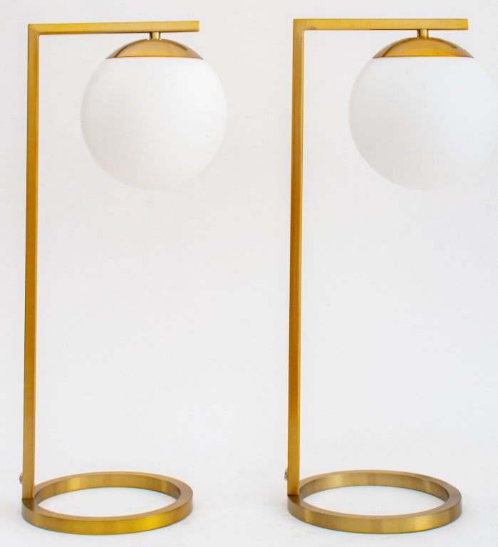 Appraisal: MODERN GILT METAL TABLE LAMP PAIR Pair of gilt metal