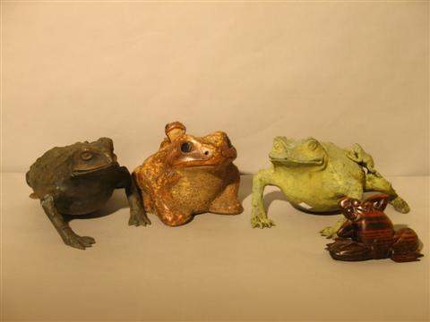 Appraisal: GROUP OF SIX MODELS OF FROGS AND TURTLES Four frogs