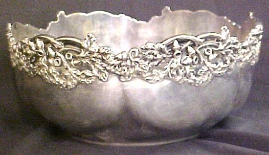 Appraisal: Large sterling silver bowl acorn and leaf rim Reed Barton