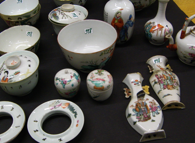 Appraisal: COLLECTORS GROUP OF SEVENTEEN PORCELAINS in the Famille Rose hand