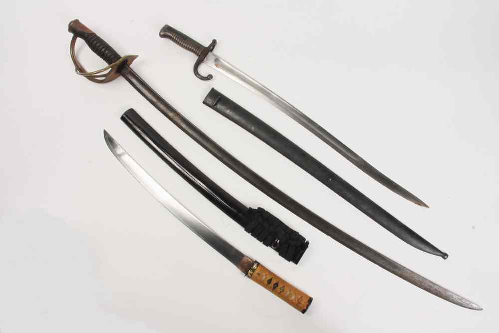 Appraisal: PC EDGE WEAPON LOT - Consisting of one contemporary Japanese