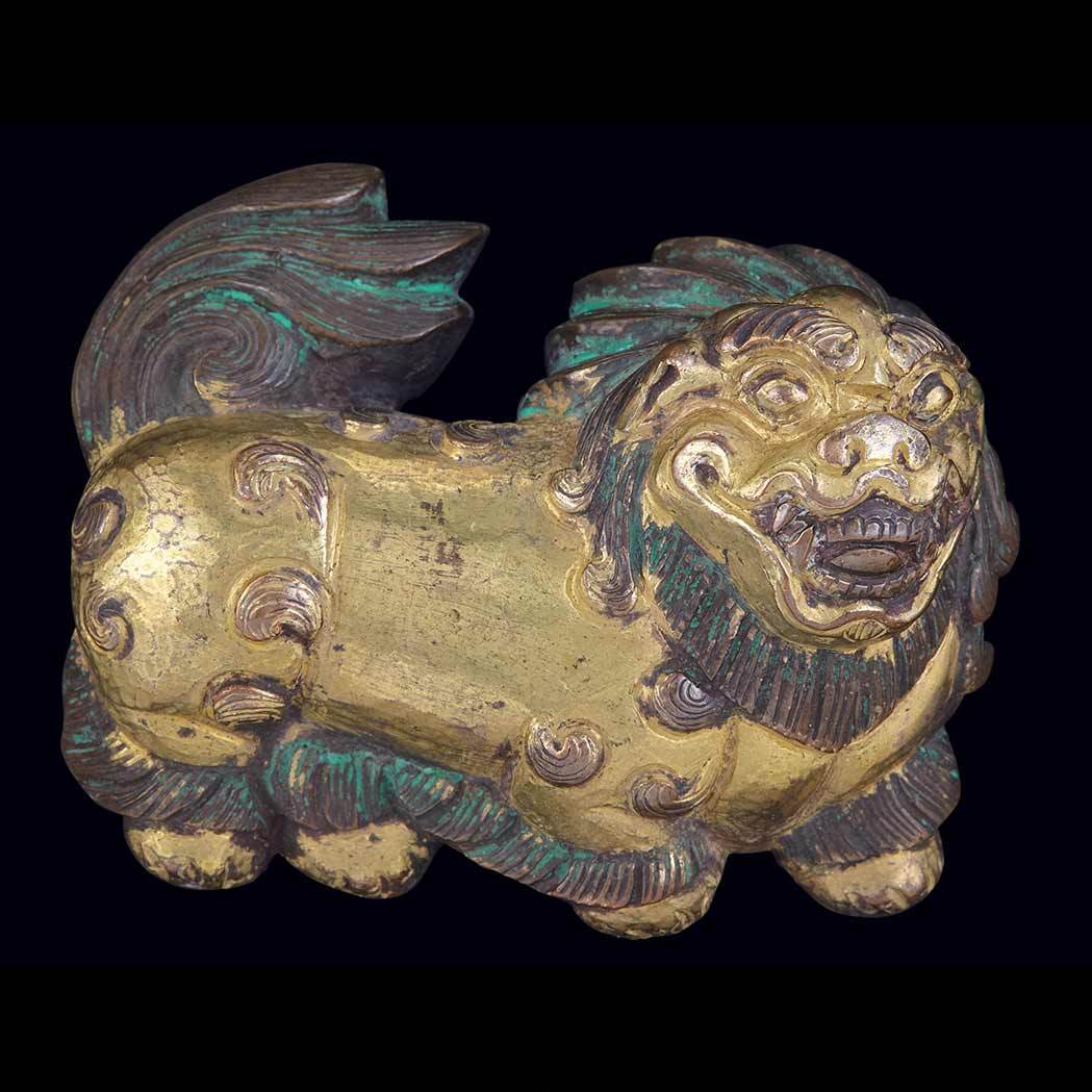 Appraisal: Sino-Tibetan Bronze Figure of a Snow Lion th th Century