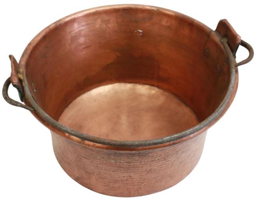 Appraisal: Large French hammered copper pot cauldron with bail handle approx