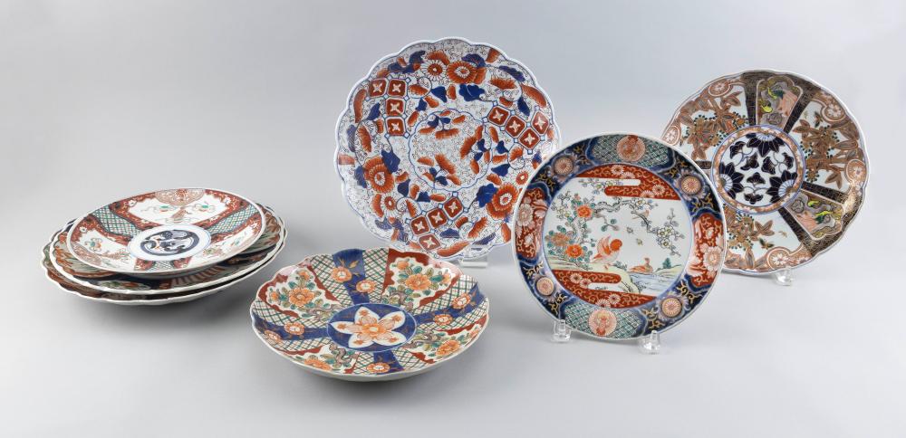 Appraisal: SEVEN JAPANESE IMARI PORCELAIN PLATES TH CENTURY DIAMETERS FROM TO