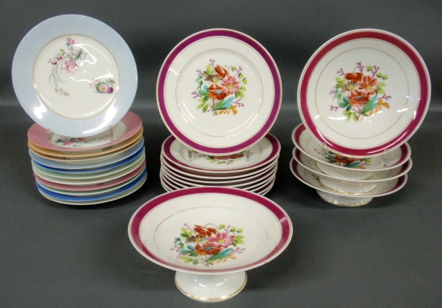 Appraisal: - Paris porcelain dinner service with maroon borders and floral