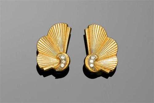 Appraisal: GOLD AND BRILLIANT-CUT DIAMOND CLIP EARRINGS ca Yellow gold Decorative