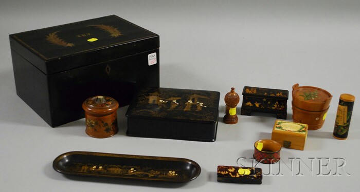 Appraisal: Six Small Treen Items Four Black Lacquer Items and a