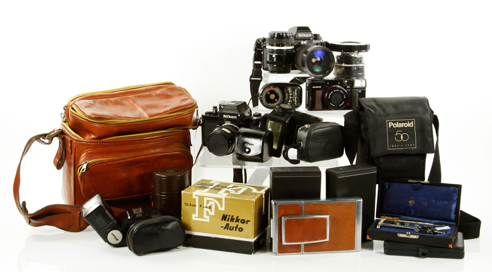 Appraisal: - Vintage Cameras and Accessories Group of vintage cameras and