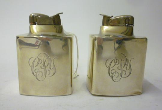 Appraisal: A PAIR OF TABLE CIGARETTE LIGHTERS maker Black Starr Gorham