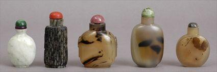 Appraisal: GROUP OF FIVE CHINESE MINERAL SNUFF BOTTLES Comprising agate with