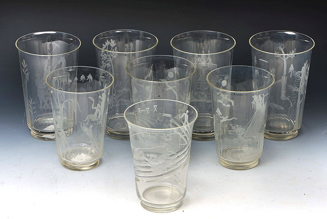 Appraisal: A set of eight Art Deco glass beakers in the