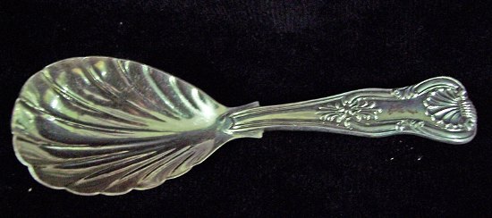 Appraisal: A William IV kings pattern caddy spoon converted from a