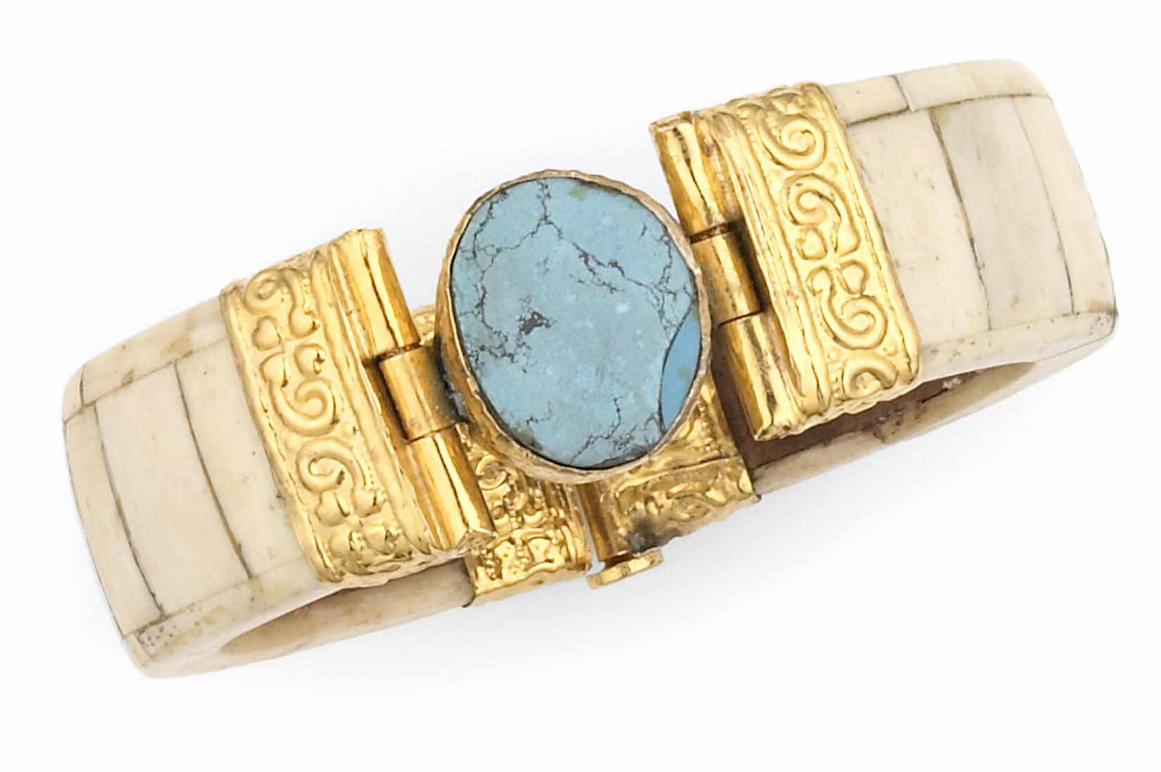 Appraisal: A bone and turquoise bracelet